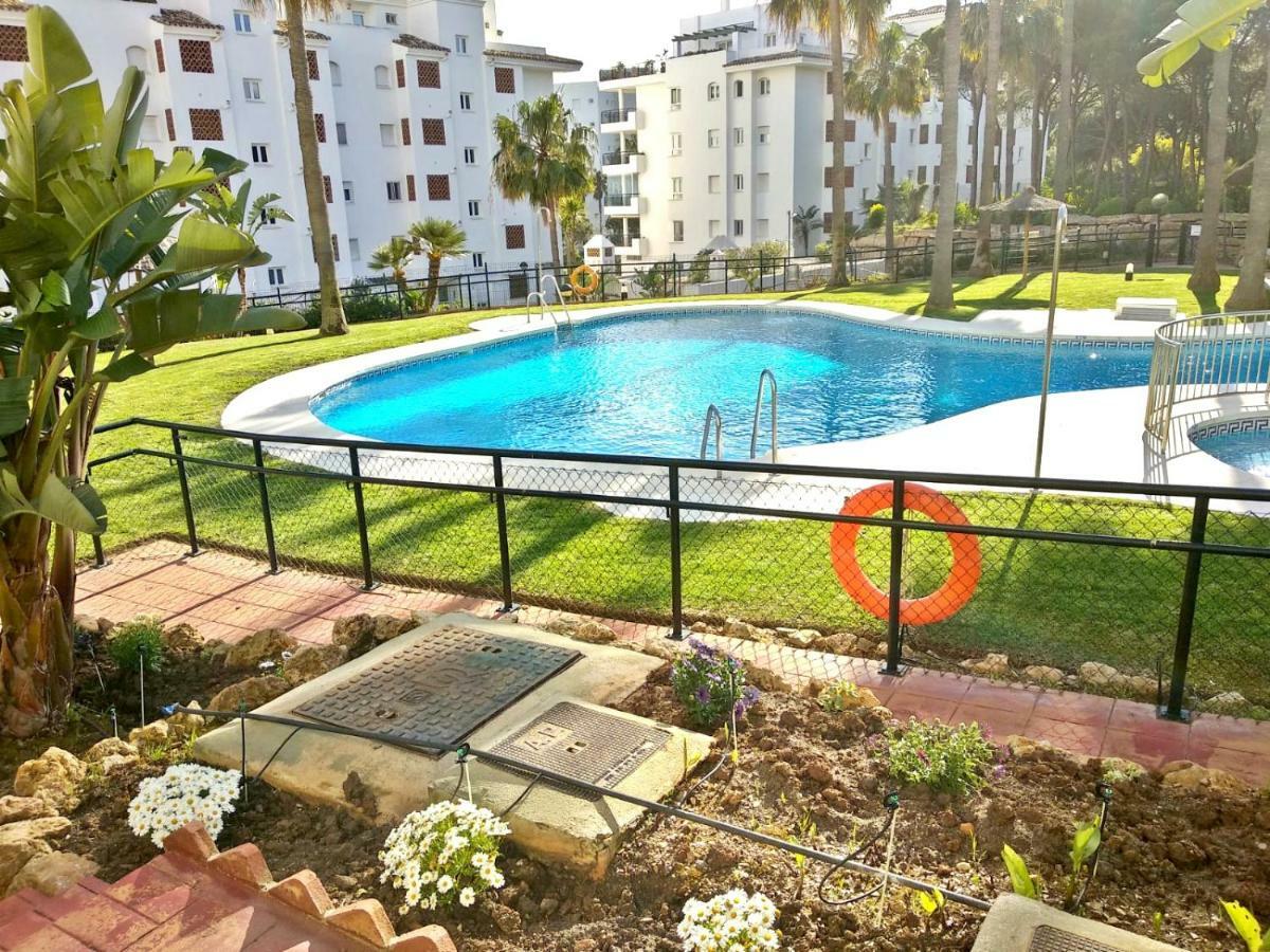 Skysea Holidays Mi Capricho Apartment Sitio de Calahonda Ngoại thất bức ảnh